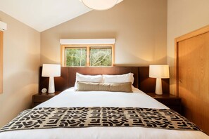 3 Schlafzimmer, Schreibtisch, kostenloses WLAN, Bettwäsche