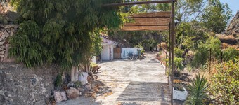 Casa Cueva' met uitzicht op de bergen, privéterras en privétuin