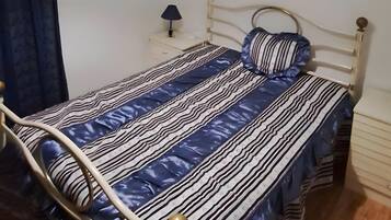 3 habitaciones, wifi gratis y ropa de cama