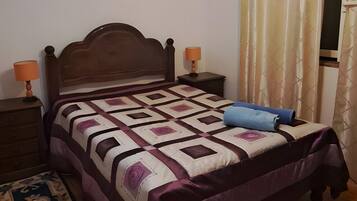 3 makuuhuonetta, ilmainen Wi-Fi, vuodevaatteet