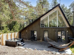 Terrace/patio - Lagunen Premium Chalet by Interhome (Hölick)