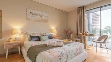 1 dormitorio, tabla de planchar con plancha, cuna de viaje y wifi gratis