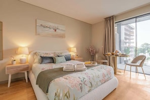 1 chambre, fer et planche à repasser, lit parapluie, Wi-Fi gratuit