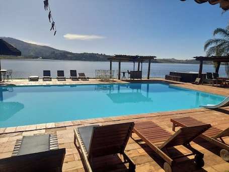 Outdoor pool. Porto fazenda Hotel