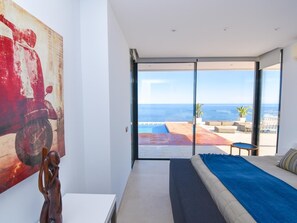 4 bedrooms, Internet, bed sheets