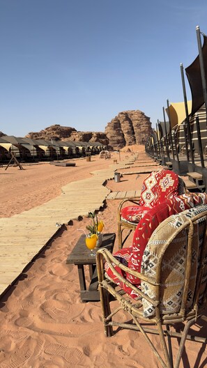 Interior entrance - Luxury Wadi Rum Camp (Wadi Rum)