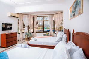 3 多间卧室、熨斗/熨衣板、上网接入、床单