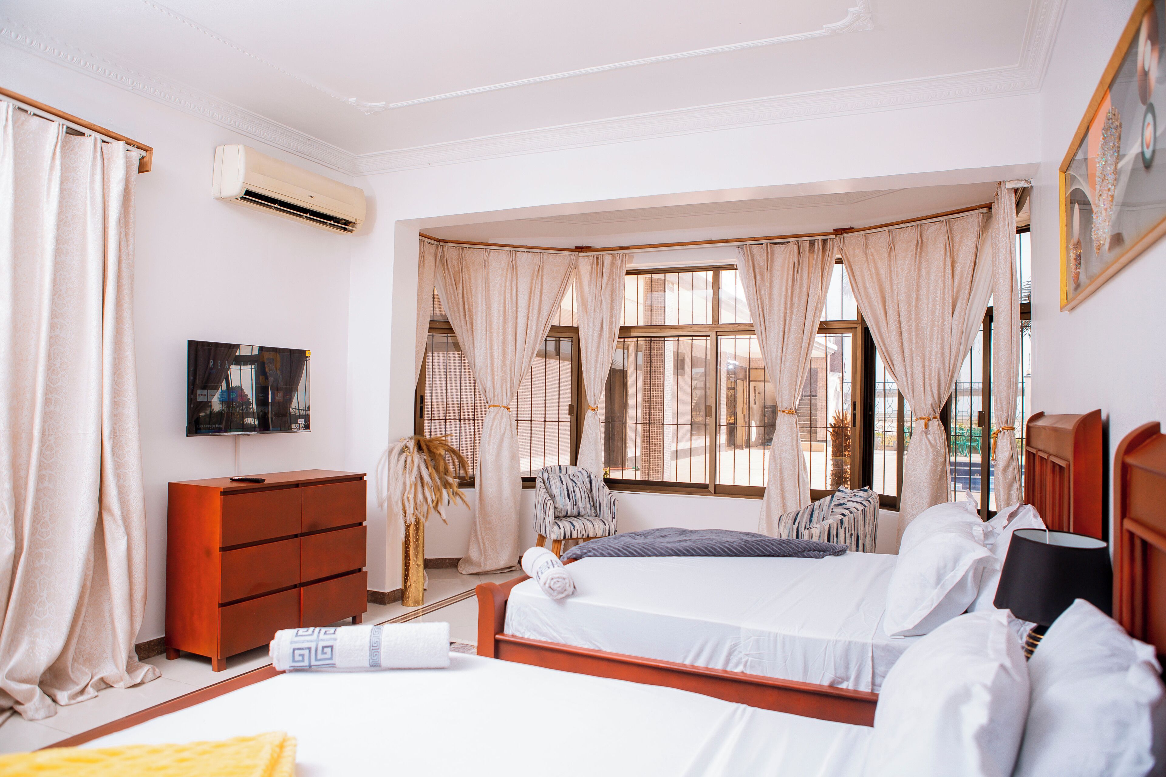 3 bedrooms, iron/ironing board, Internet, bed sheets