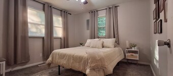 Cozy Culdesac 3-bedroom home
4 Beds, Sleeps 6