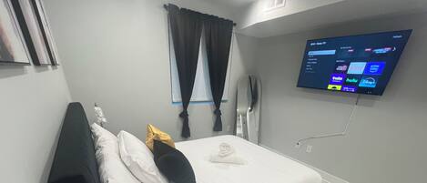 3 sovrum, strykjärn/strykbräda, gratis wi-fi och sängkläder