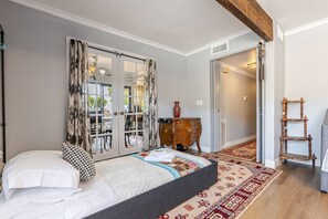 5 chambres, Wi-Fi, literie fournie, accessible en fauteuil roulant