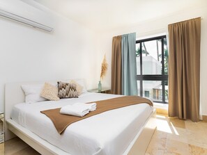 2 soverom, strykejern/-brett, wi-fi (inkludert) og sengetøy