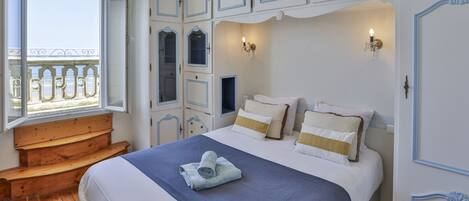 5 chambres, fer et planche à repasser, Wi-Fi gratuit, draps fournis