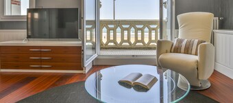 Villa des Palmiers, le luxe les pieds dans l'eau I Les Sables d'Olonne