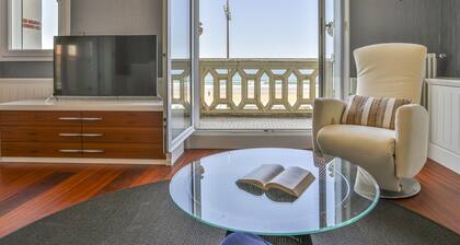 Villa des Palmiers, le luxe les pieds dans l'eau I Les Sables d'Olonne