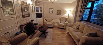 Abbeyfeale Home - Sleeps 6 - Convenient Location