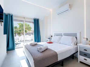 1 bedroom, iron/ironing board, internet, bed sheets