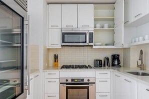 Fridge, microwave, oven, dishwasher