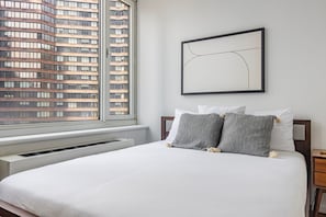 1 chambre, fer et planche à repasser, Wi-Fi, draps fournis