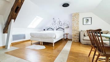 1 habitación, tabla de planchar con plancha y wifi
