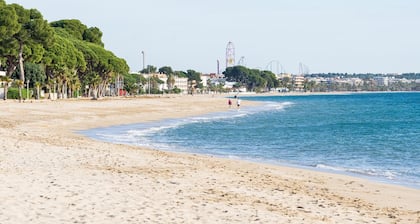 Loft center of Cambrils 300m beach and shops