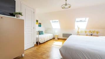 1 slaapkamer, een strijkplank/strijkijzer, wifi (toeslag)