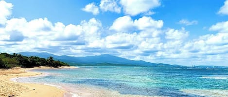 Strandhanddukar
