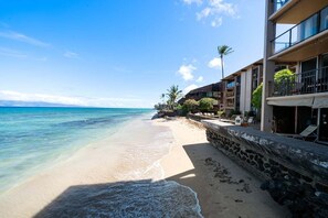 Sun-loungers, beach towels