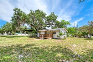 Exterior - Astor Cottage Hideaway (Astor)