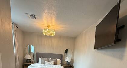 Historic Main Street Apartment B in Panguitch Utah