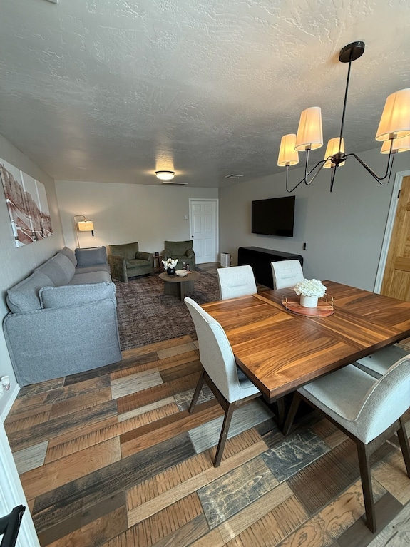 Historic Main Street Apartment B In Panguitch Utah - Panguitch, UT