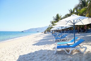 Private beach, white sand, scuba diving, snorkelling