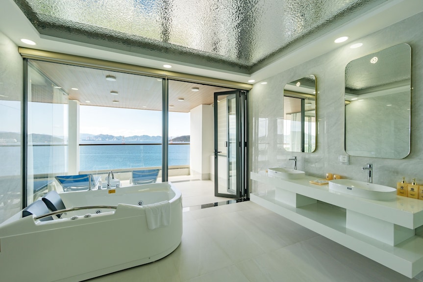 Ocean Front Villas Nha Trang cuối tuần
