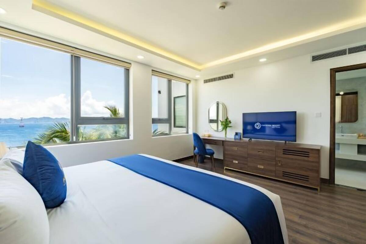 Ropa de cama de alta calidad, colchones con efecto memoria y minibar