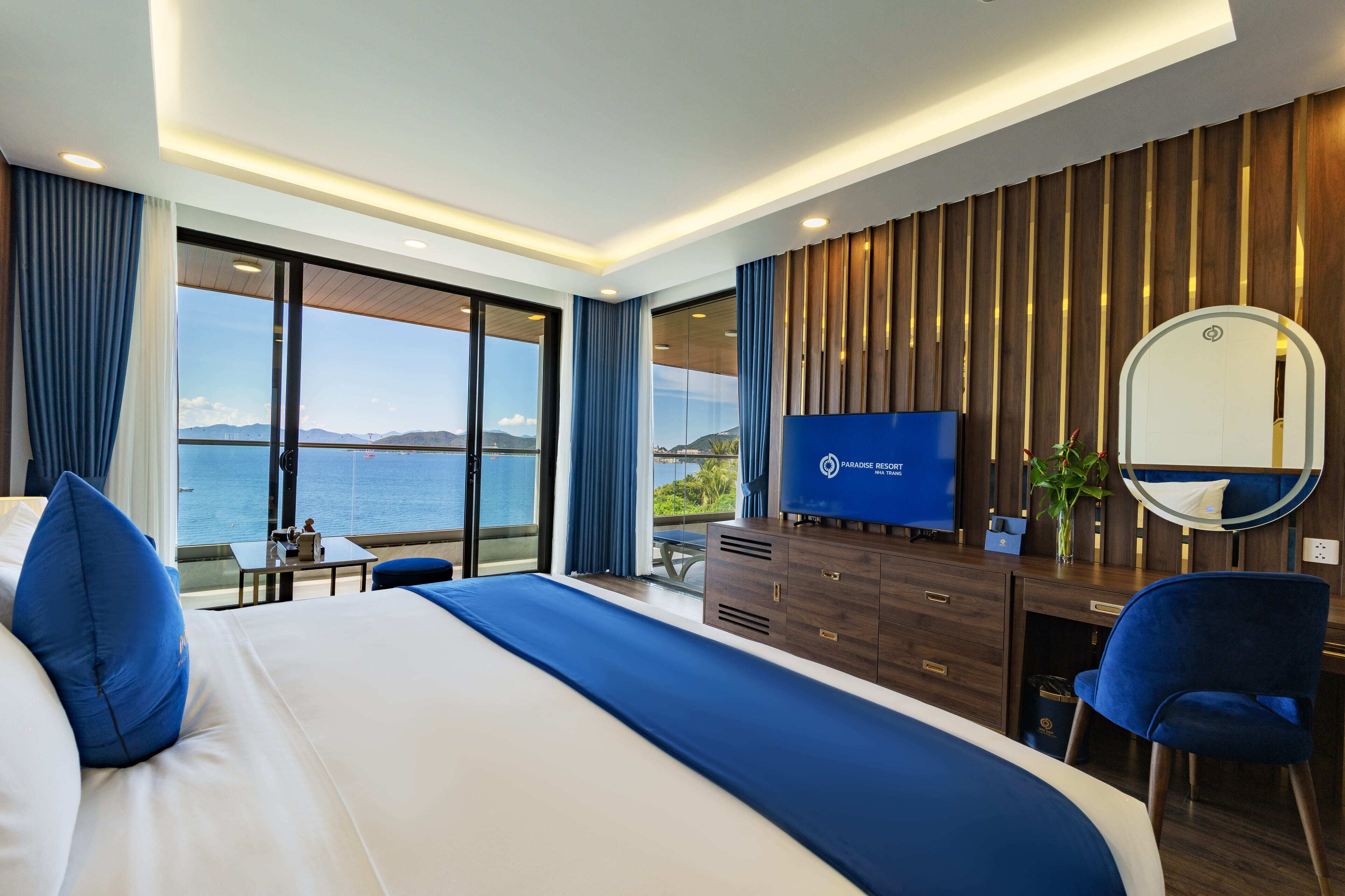 Presidential Room, Ocean View | Premium bedding, memory foam beds, minibar, in-room safe