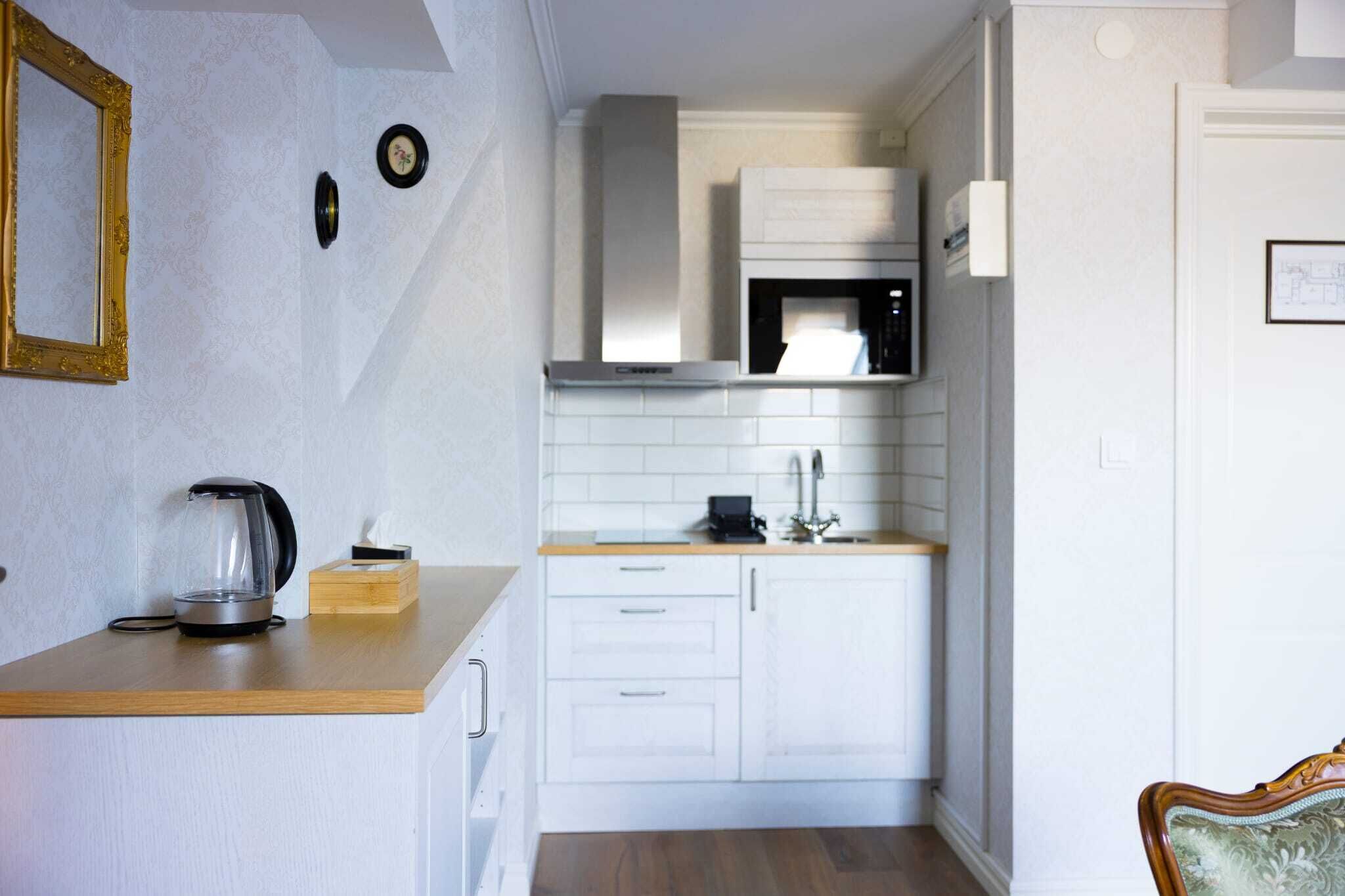 Deluxe dubbelrum | Arbetsyta för laptop, mörkläggningsgardiner och ljudisolering