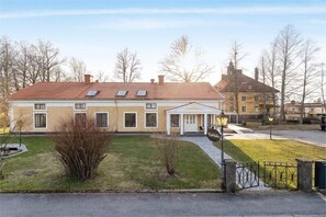 Exterior - Laxå Herrgårdhotell (Laxå)