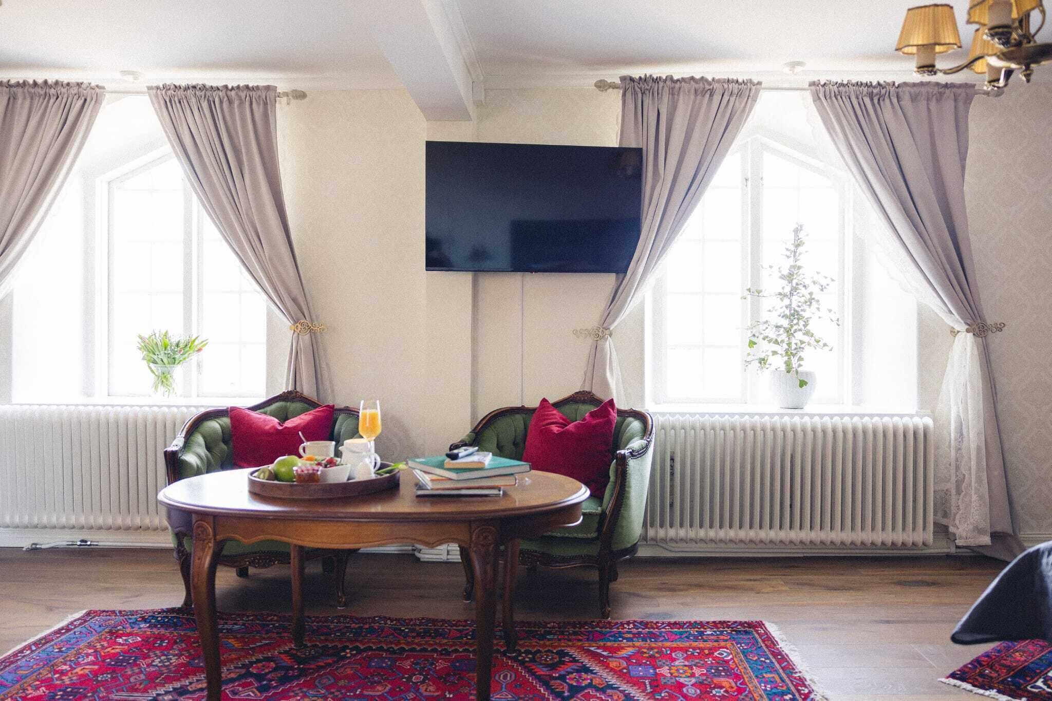 Deluxe dubbelrum | Arbetsyta för laptop, mörkläggningsgardiner och ljudisolering