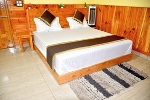 Premium bedding, down comforters, Select Comfort beds, desk - Anurag Hotel Chakrata  (Kalsi)