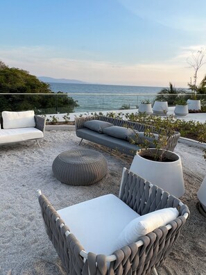 Property grounds - Bolongo Punta de Mita condominium with 6 pools, private beach and gym, (Corral del Risco)