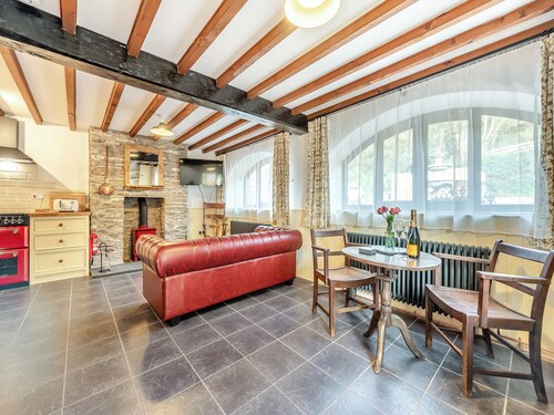 Coach House - UK49793