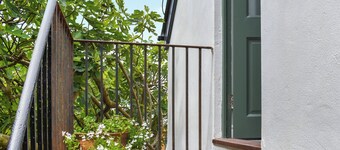 Roseland Roost - UK49839