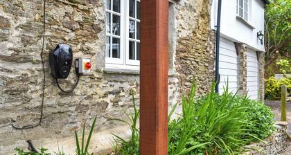 Roseland Roost - UK49839