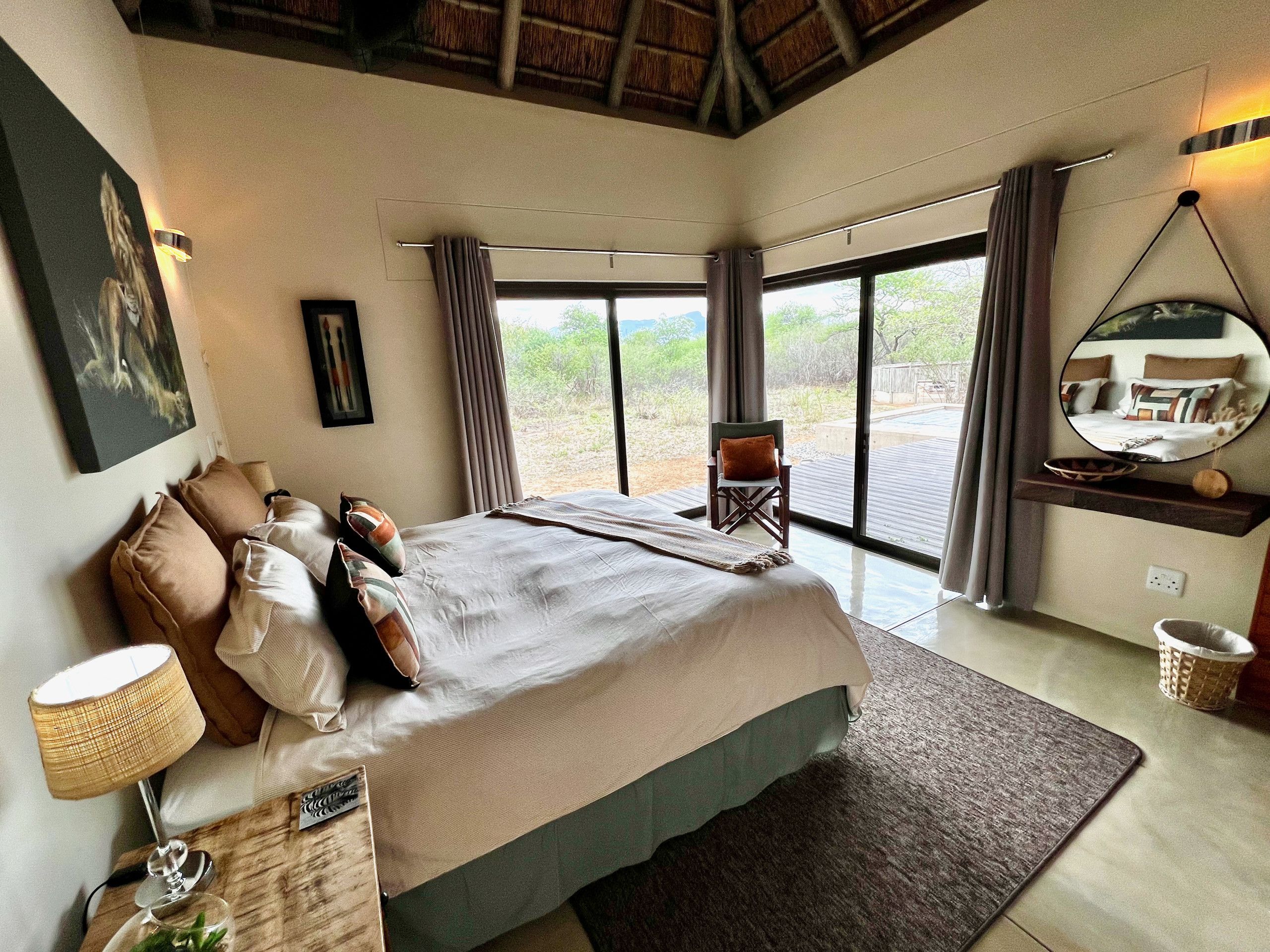 3 bedrooms, iron/ironing board, WiFi (free), bed sheets