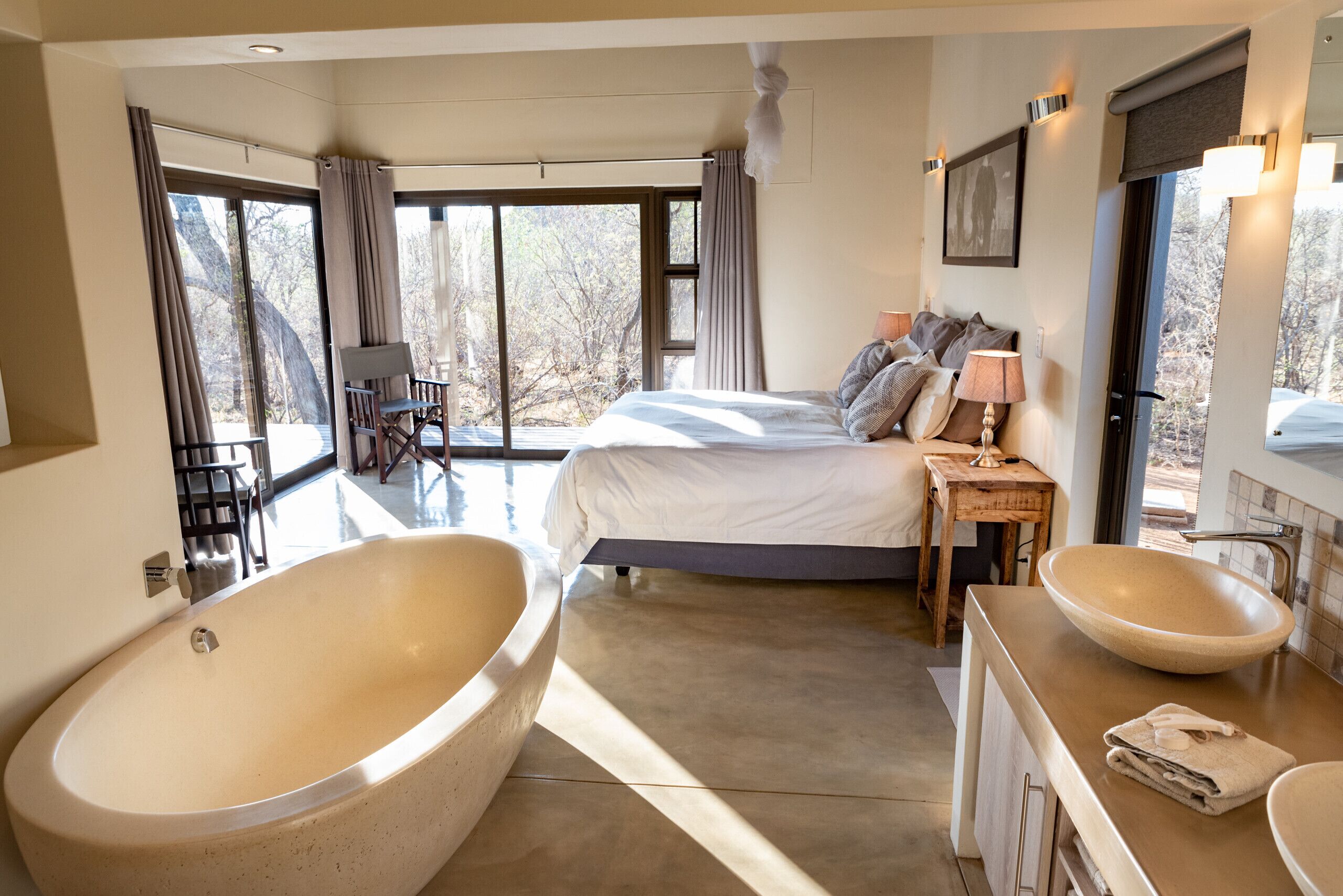 3 chambres, fer et planche à repasser, Wi-Fi gratuit, draps fournis