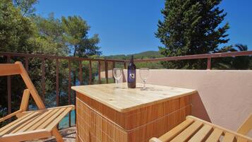 Apartment | Property grounds