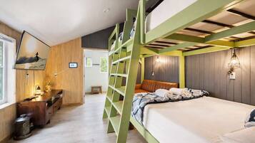11 bedrooms, iron/ironing board, travel crib, WiFi