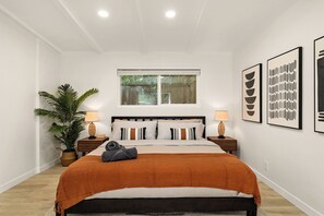 3 camere, una cassaforte in camera, ferro/asse da stiro, Wi-Fi gratuito