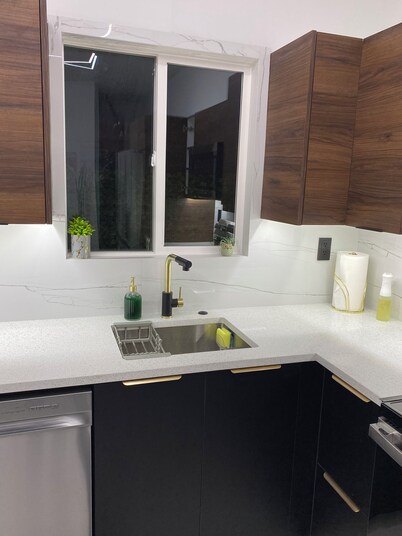 Charming 2-bedroom house with AC, WiFi in delightful West Valley City