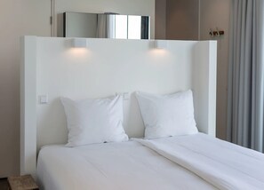 Villa | 4 bedrooms, individually furnished